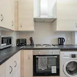 Aplacetostay Central London Apartment, Zone 1 Wat